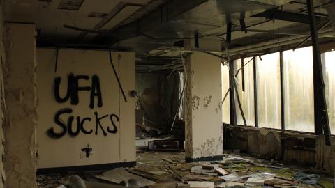 office building - IMG_0980.JPG