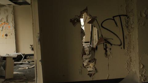 office building - IMG_0981.JPG