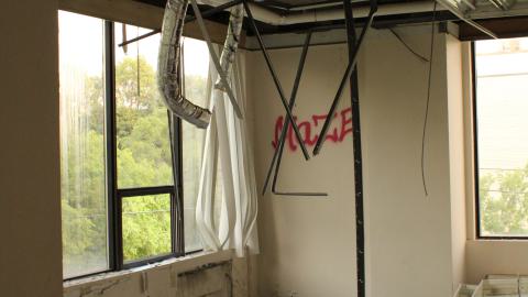 office building - IMG_0968.JPG