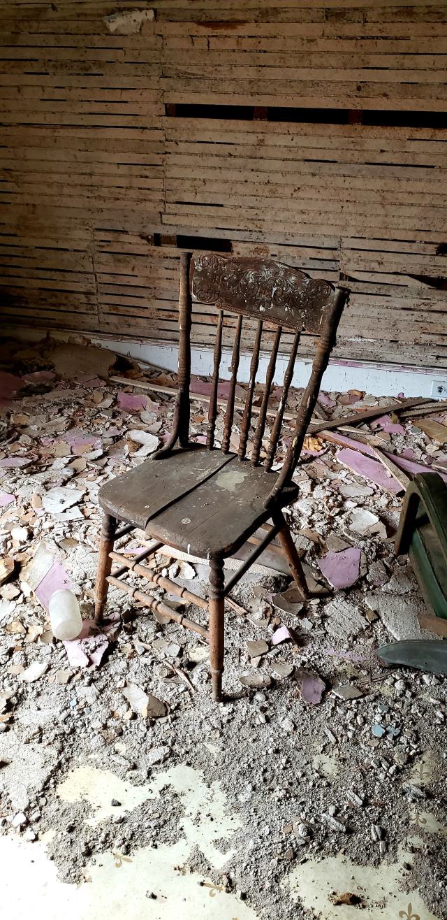 March 2023 - 20230325_201128.jpg