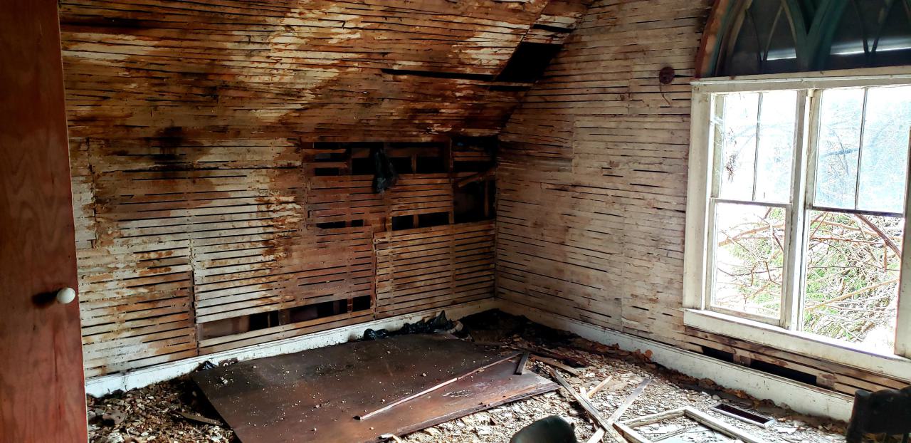 March 2023 - 20230325_201139.jpg