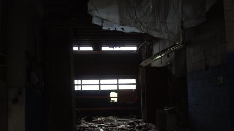 Peek through a small hole