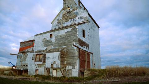 Raley Grain Elevator - Cardston County, Alberta