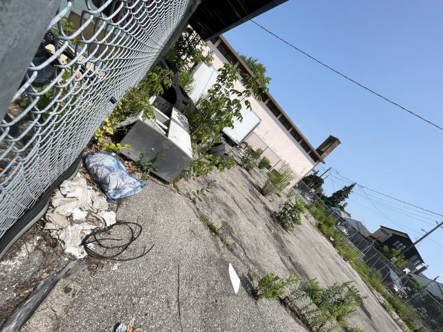 Old Towed Car lot photo 2