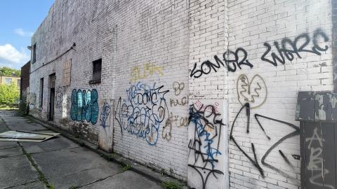 Old decayed building - Toronto, Ontario