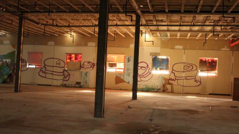 potential skate spot - IMG_1792.JPG