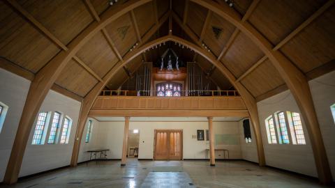 Pipe Organ - abandoned-church-with-working-organ-6.jpeg