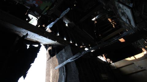 [Dr Junk] Unsure How I Havent Fallen Thru The Floor By Now - JUNE 2023 - IMG_5893.JPG