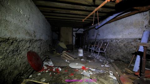 [Dr Junk] Unsure How I Havent Fallen Thru The Floor By Now - JUNE 2023 - IMG_5907.JPG