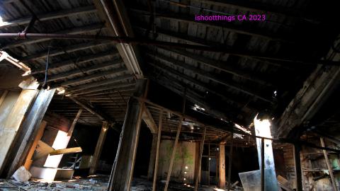 [Dr Junk] Unsure How I Havent Fallen Thru The Floor By Now - JUNE 2023 - IMG_5926.JPG