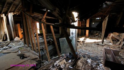 [Dr Junk] Unsure How I Havent Fallen Thru The Floor By Now - JUNE 2023 - IMG_5935.JPG