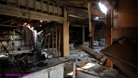 [Dr Junk] Unsure How I Havent Fallen Thru The Floor By Now - JUNE 2023 - IMG_5947.JPG