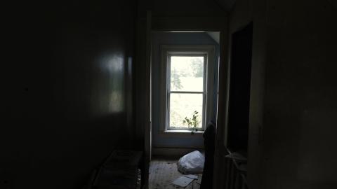 August 25 2023 - front window.JPG