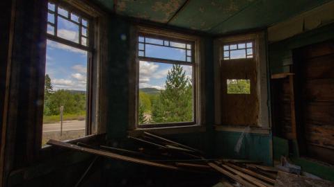 Train Station + Church - IMG_4727.JPG