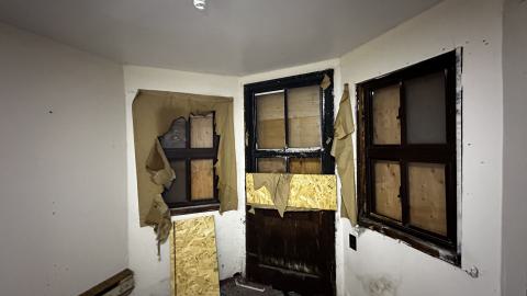 Decay - IMG_3831.JPG