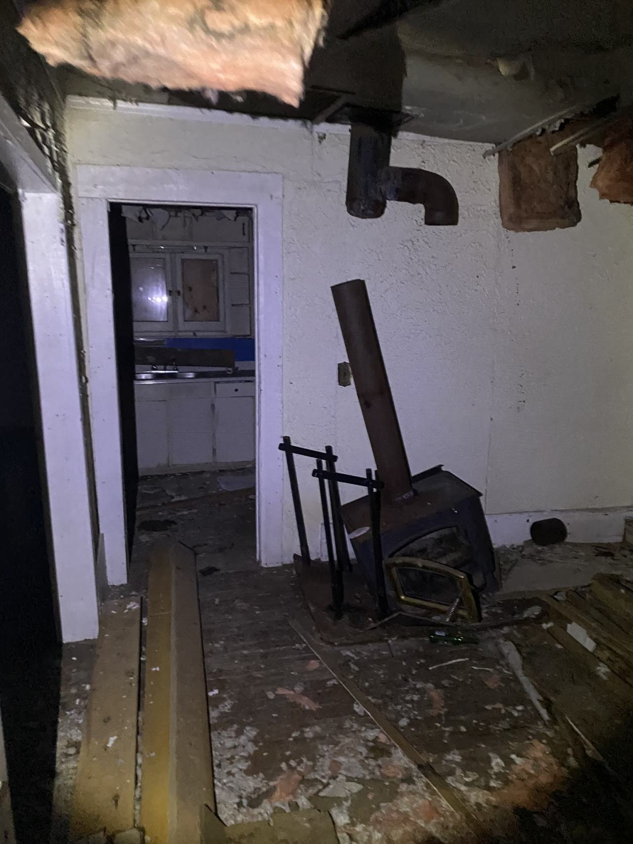 Decay - IMG_3858.JPEG