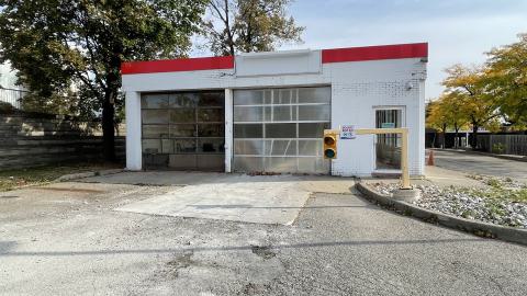 Abandoned car wash - IMG_2594.jpeg