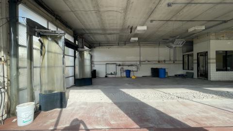 Abandoned car wash - IMG_2595.jpeg