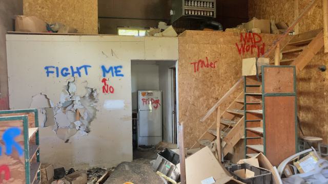 Leather and Lace - IMG_0057.jpeg