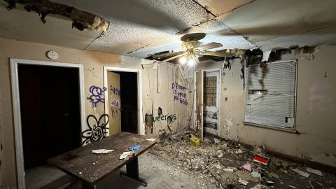 Crackhead Christmas - IMG_4072.JPG