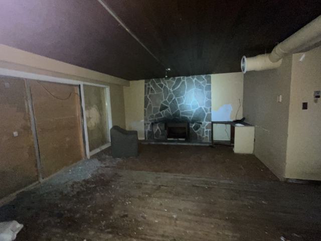 Abandoned security agents house - IMG_2945.jpeg