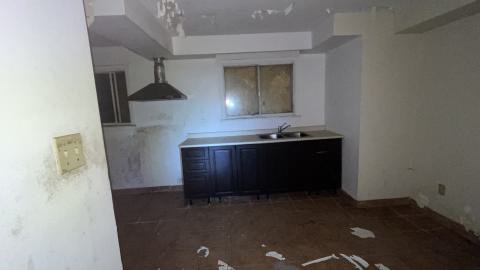 Abandoned security agents house - IMG_2946.jpeg