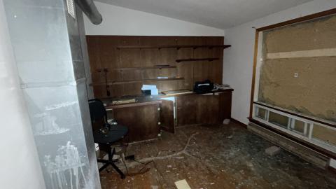 Abandoned security agents house - IMG_2947.jpeg