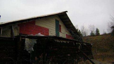 Gallery - Railroad-Tie-Building5.jpg