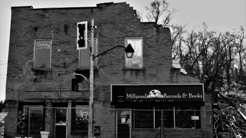 Scratched record. - _MG_2982 (2).jpg