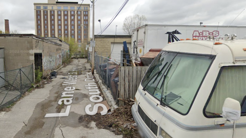 Then vs. Now (2020-ish vs. Nov. 2023) - abs_may_2019_alley.png