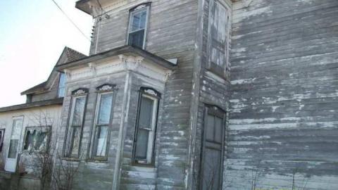 Farm House - Swamp-College-House42.jpg