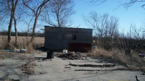 Farm House - Swamp-College-House44.jpg