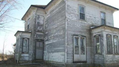 Farm House - Swamp-College-House52.jpg