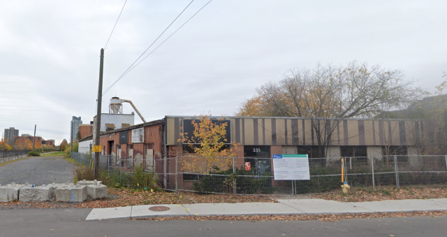 Fendor Glass & Aluminum - Ottawa, Ontario