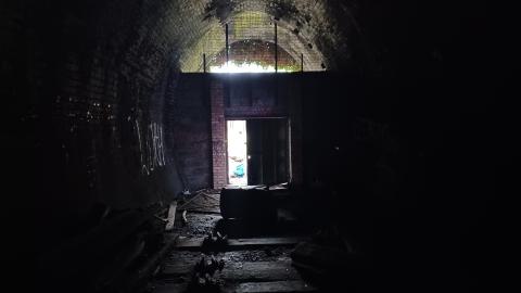 Tracks in ruin - 1000000650.jpg