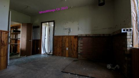 "..Thought You Were An Aggressive Squatter.." - JUNE 2023 - IMG_6235.JPG