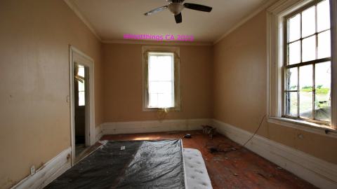 "..Thought You Were An Aggressive Squatter.." - JUNE 2023 - IMG_6245.JPG