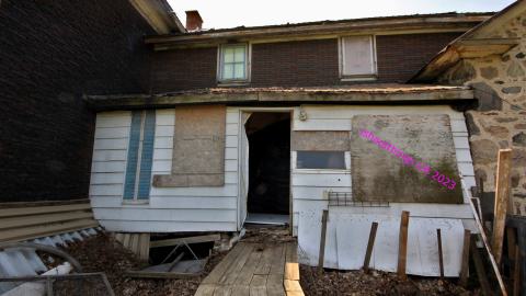 "..Thought You Were An Aggressive Squatter.." - JUNE 2023 - IMG_6297.JPG