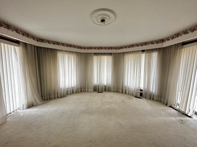 The Silva’s Mansion photo 4