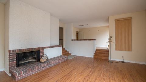 2018 - The Abandoned Polka Dot Door House-4-HDR.jpg