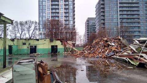 Mid-demolition - IMG_20231228_135319319_HDR.jpg
