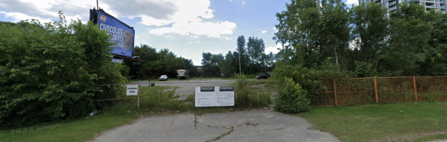 Mid-demolition - mos_warehouse_aug_2023.png