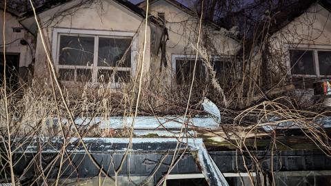 taxi graveyard - PXL_20240131_230352287.jpg