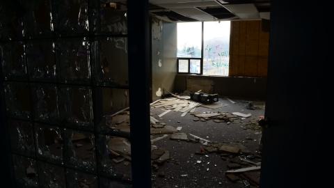 A smoggy day at Brokers - DSC_0101.JPG