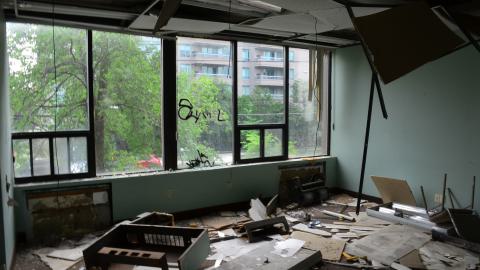 A smoggy day at Brokers - DSC_0112.JPG