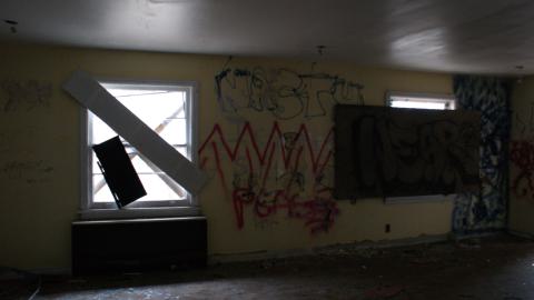 Little Bungalow On Kingston (February 2024) - 2014-02-01 021.JPG