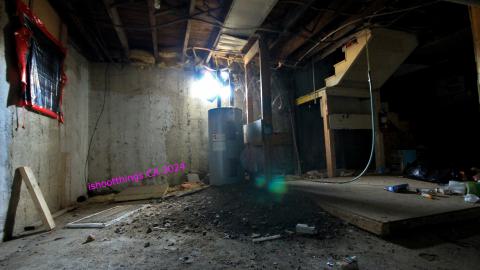 Trapped in the Basement Vol III - IMG_9786.JPG