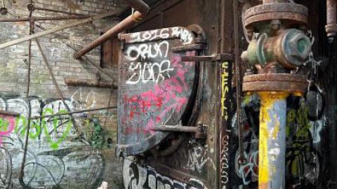 high - 433180475_1136084854188423_7403267058090872534_n.jpg