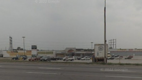 Rainy Day - honeydale_mall_sep_2007.png