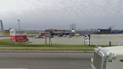 Rainy Day - honeydale_mall_june_2009.png